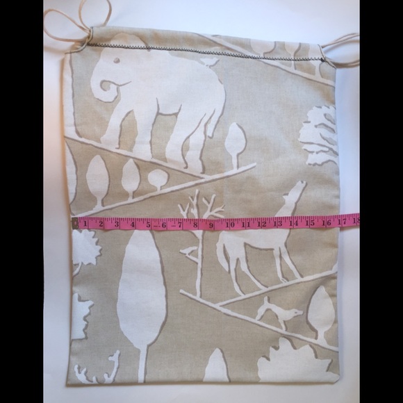 Aragon & Co. Travel Laundry Bag/Multipurpose Bag - Picture 3 of 3